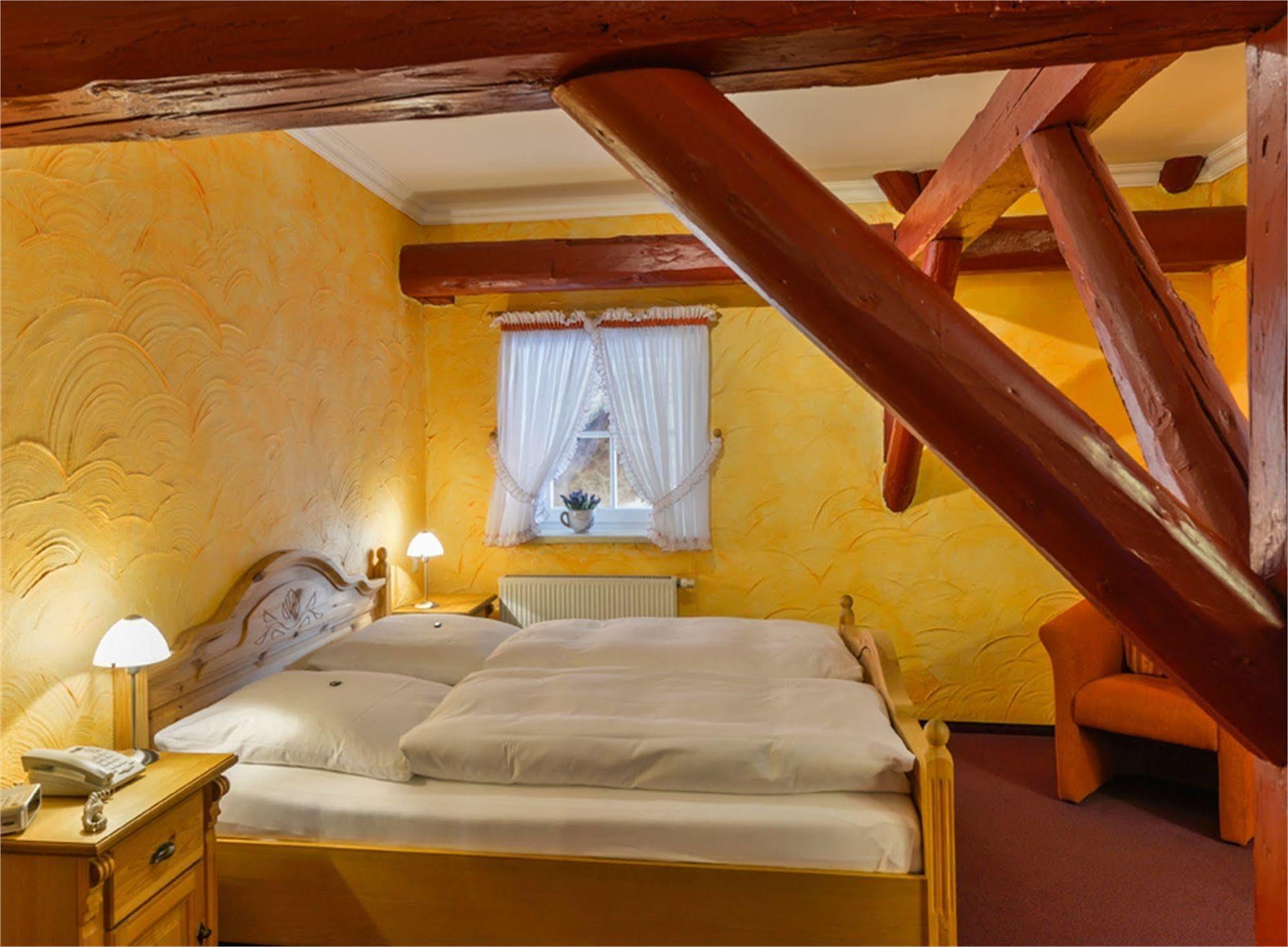 Hotel Gut Voigtlaender ブランケンブルク エクステリア 写真